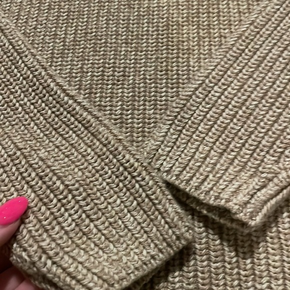 NWT tan llbean sweater - Picture 2 of 3